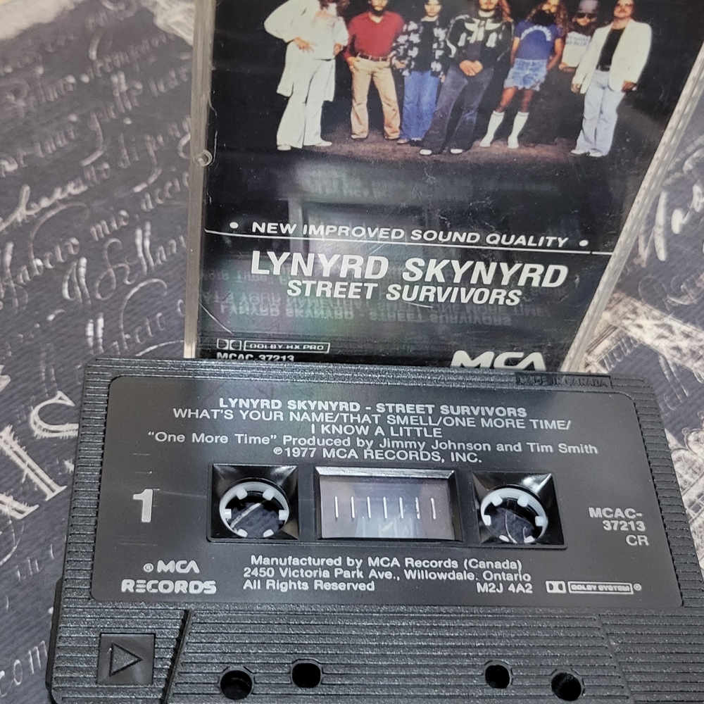 Lynyrd Skynyrd street survivor cassette tape 1977